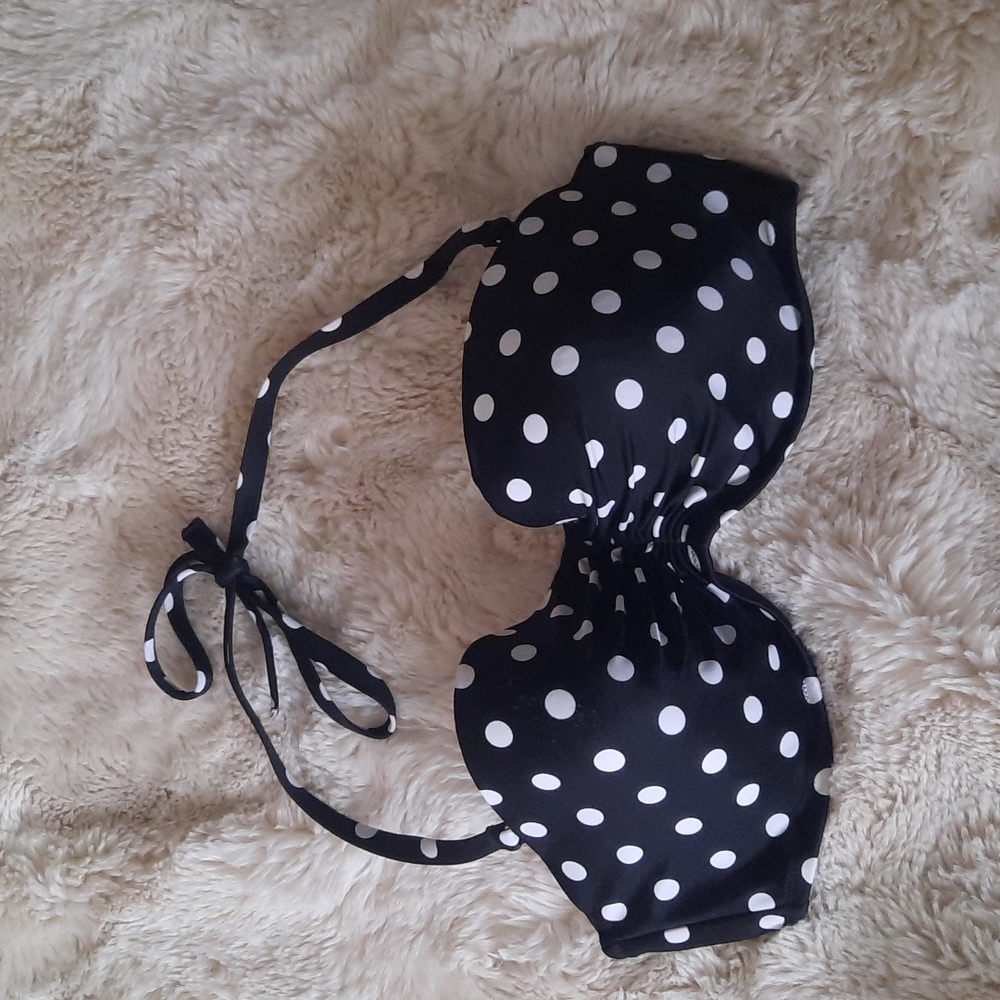 Victoria secret bikini top size 36D